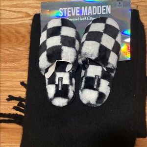 Steve Madden Black and White Checkerboard Slippers